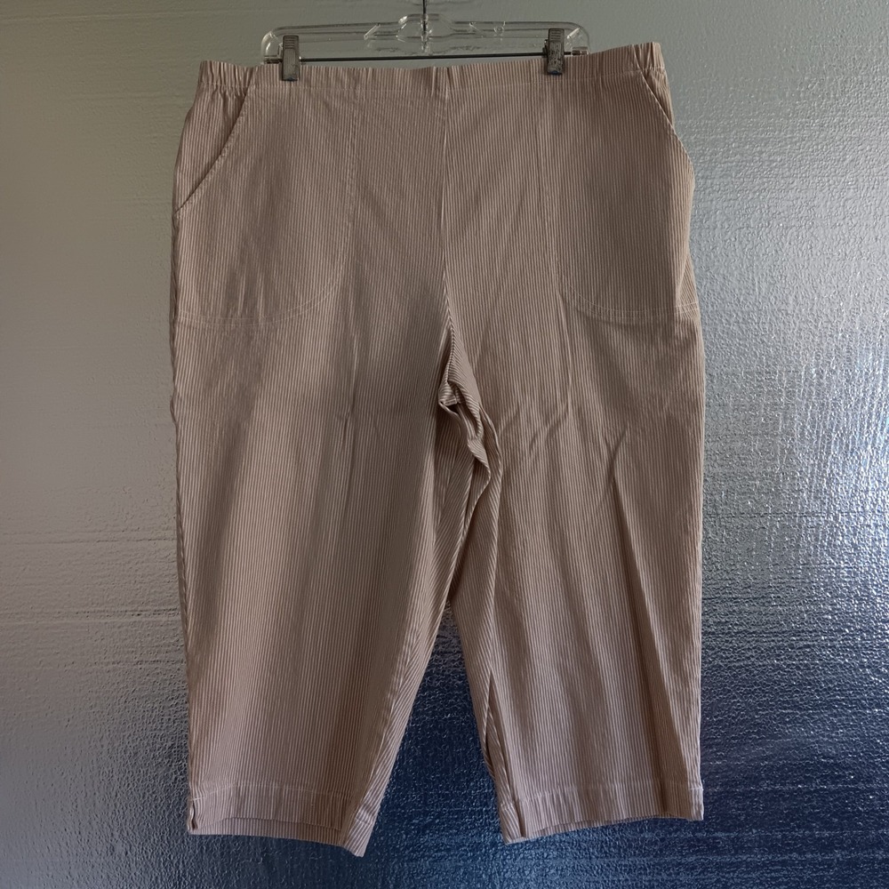 White Stag Capri Pants Womens 2X Tan Striped Excellent Elastic Waist Stretch